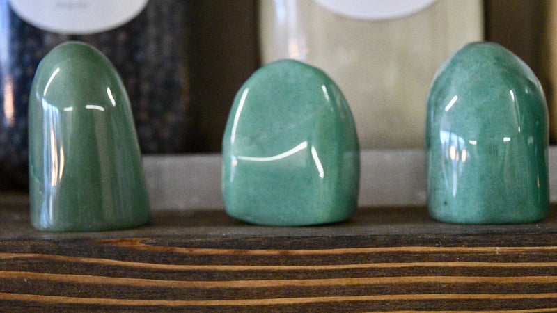 Green Aventurine Top Polished Tower