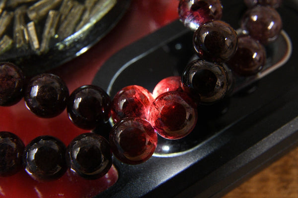 Garnet Bracelet (7-8mm)