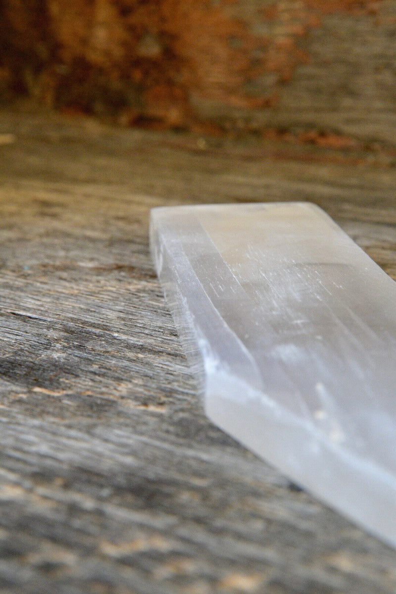 Selenite Charging Point (7.5"x1.5")