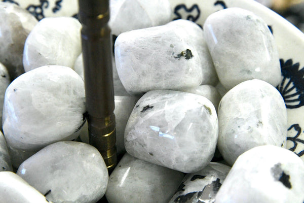 Rainbow Moonstone (Tumbled)