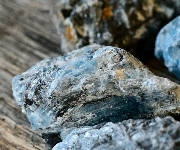 Blue Kyanite (Raw)