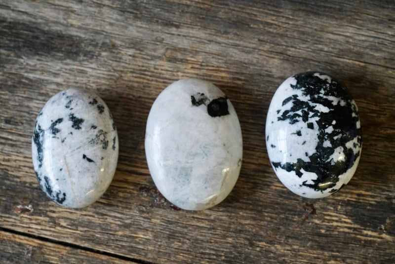 Tourmalinated Quartz Palm Stone