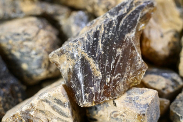 Black Amber (Raw)
