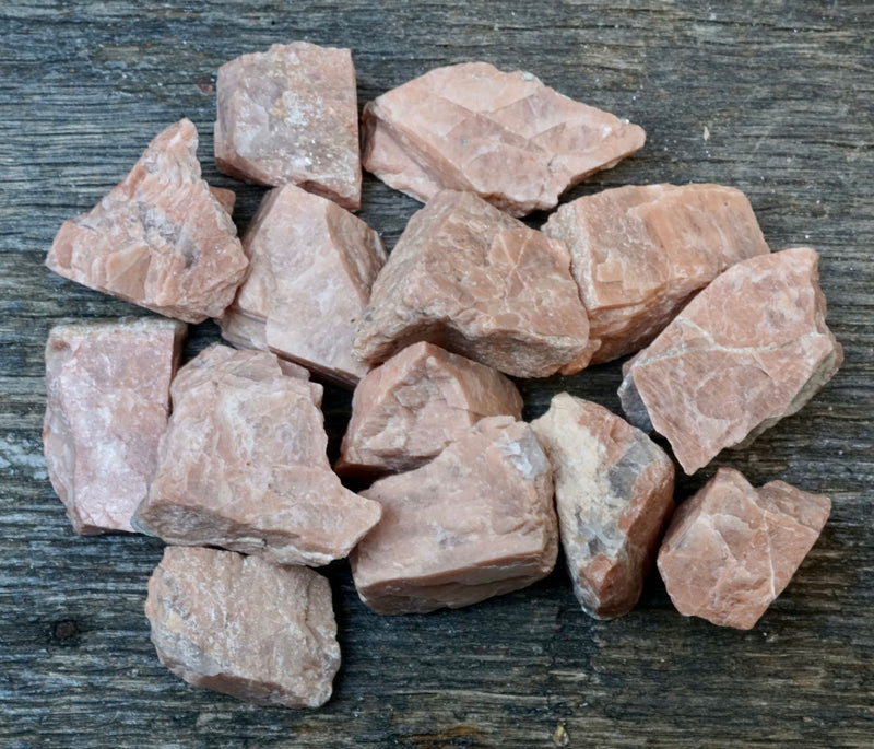 Peach Moonstone (Raw)