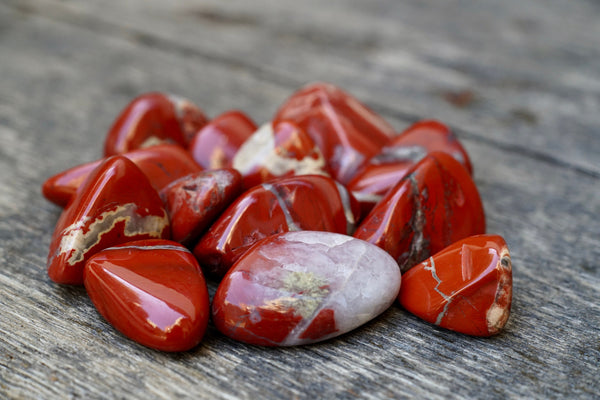 Red Jasper Pebble (1”-2”)