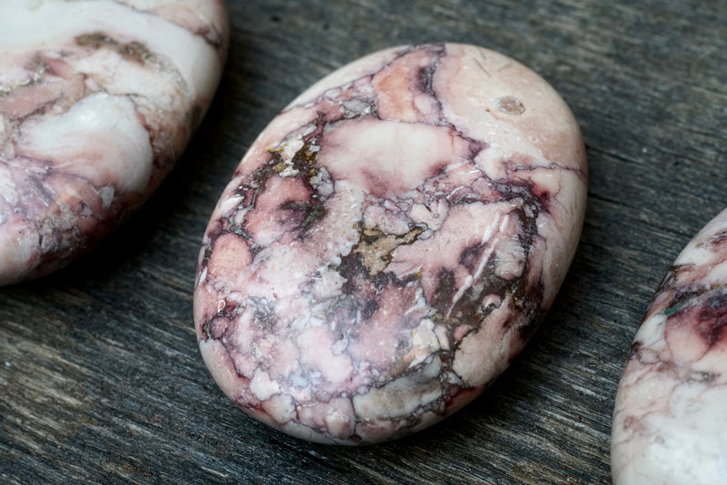 Rose Garden Jasper Palm Stone