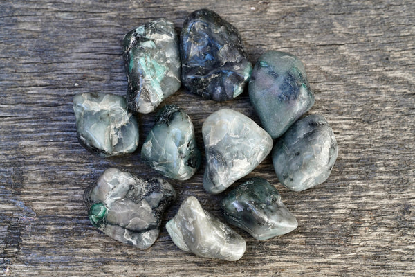 Emerald Pebble (1”-2”)